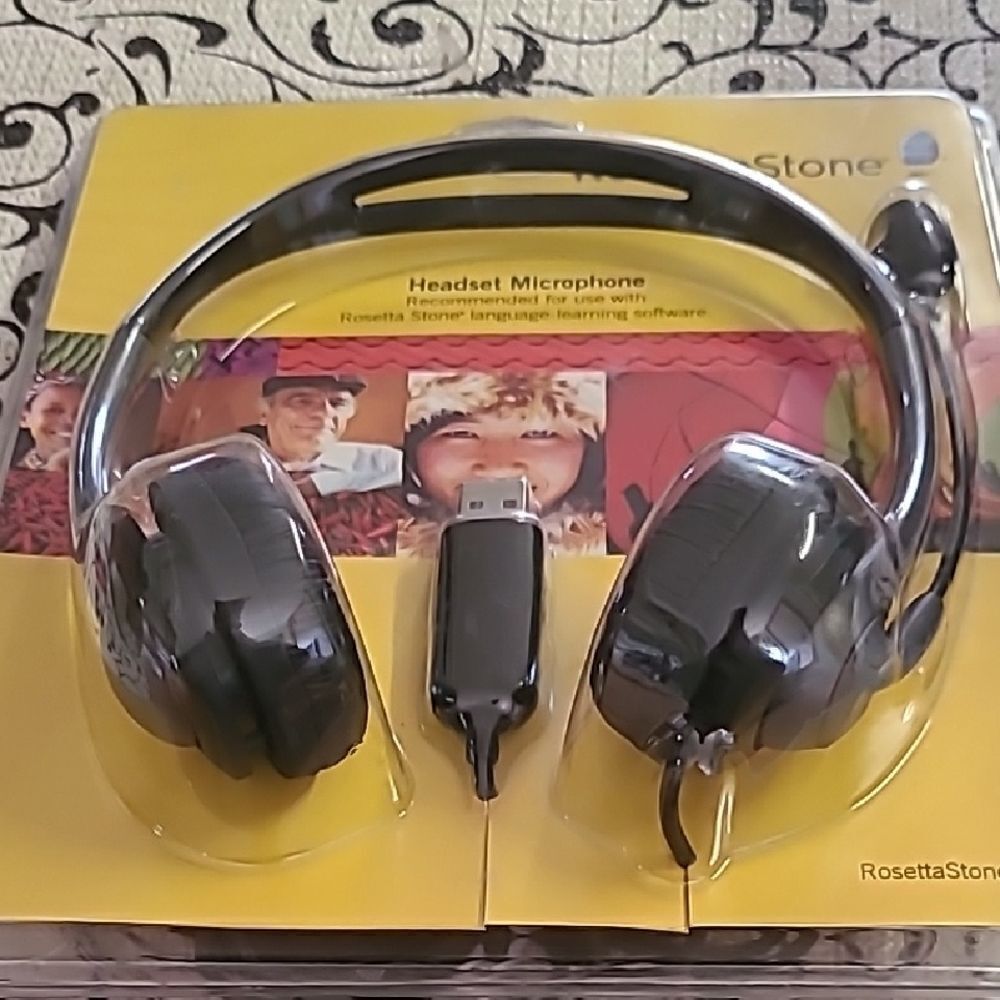 Rosetta Stone Black Headset with Microphone